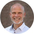 bestuur-rond-pasfoto-aris